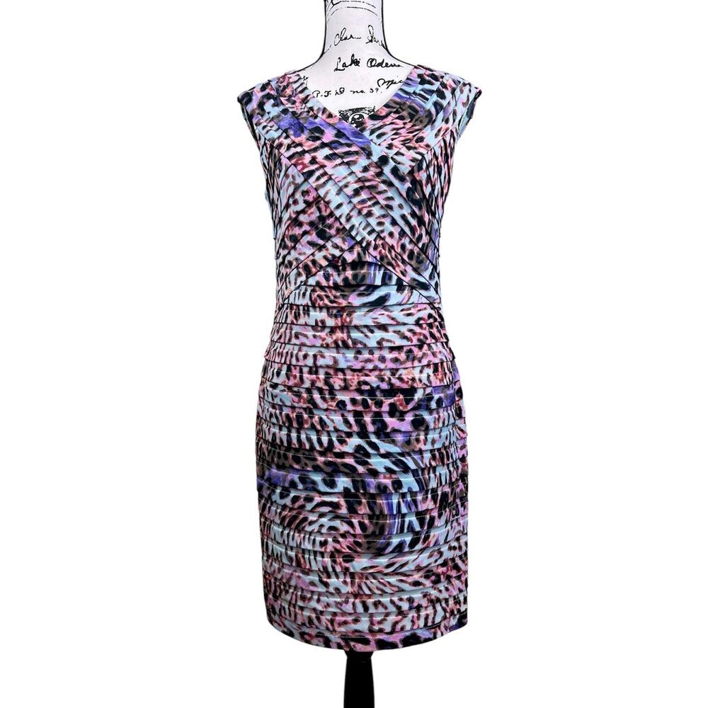 London Times Pink/Blue Animal V-Neck Dress shutter pleated detail size 10P